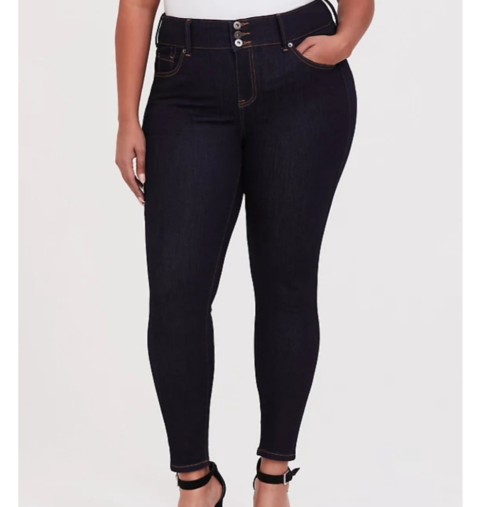 Torrid - Jegging - Super Soft Dark Wash High Rise